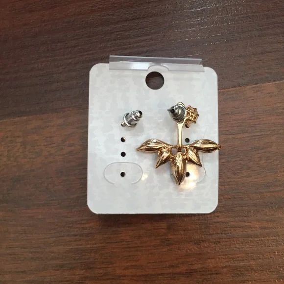 NEW Crystal Zirconium 2 Piece Stud Earrings - Picture 5 of 6